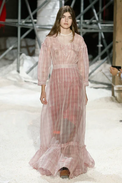 Look 22